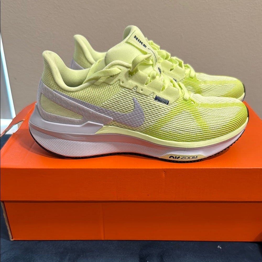 Nike Air Zoom Structure 25